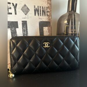 Black Quilted Wallet like chanel- high copy